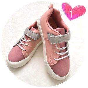 NEW Osh Kosh B’Gosh Youth Girl’s Pink & Gray Sneakers Size 1